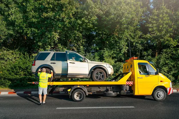 Our mission to provide reliable, 24/7 towing services with safety and care